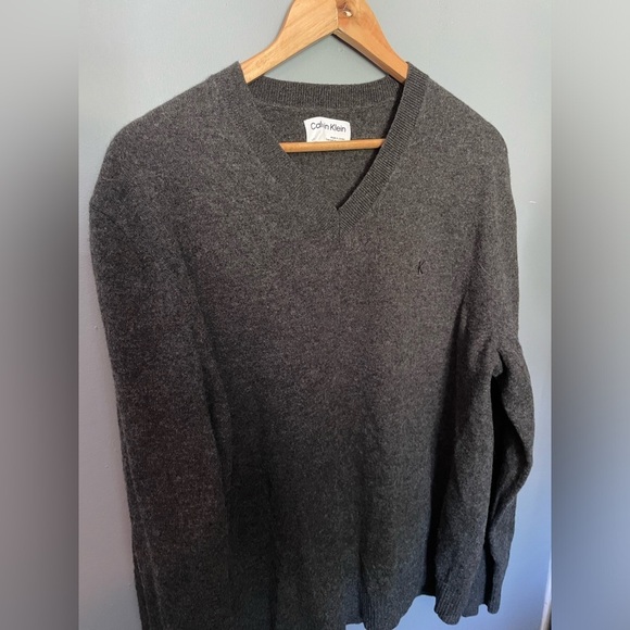 Men’s Calvin Klein wool sweater - Picture 4 of 7
